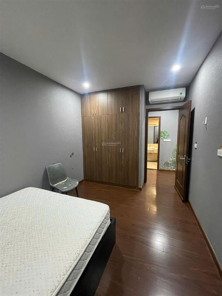 Chính chủ cần bán căn hộ 77m2 (2n2w) toà xuân mai riverside. tầng trung, sẵn sổ, full nội thất.
