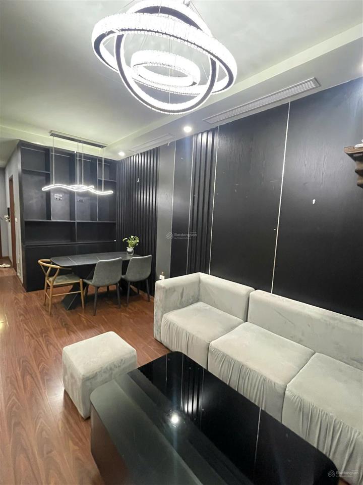 Chính chủ cần bán căn hộ 77m2 (2n2w) toà xuân mai riverside. tầng trung, sẵn sổ, full nội thất.