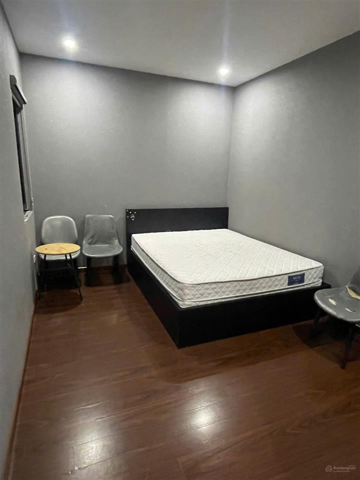 Chính chủ cần bán căn hộ 77m2 (2n2w) toà xuân mai riverside. tầng trung, sẵn sổ, full nội thất.