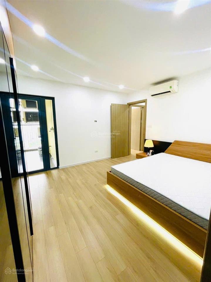 Chính chủ cần bán căn hộ 92m(3n2w) toà samsora vạn phúc hà đông.tầng trung, sẵn sổ, ffull nội thất