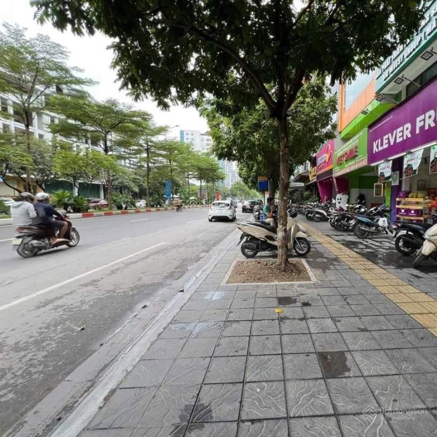 Duy nhất 1 căn. bán căn nhà mặt phố trần thái tông. 130m2. mt 8m, sổ vuông, giá đầu tư