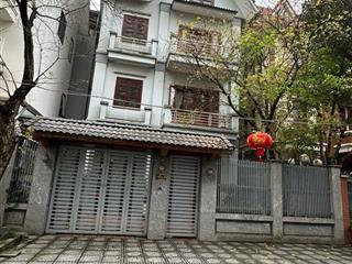 Bán căn biệt thự đẹp nhất kđt phùng khoang. nội thất đẹp, giá hợp lí