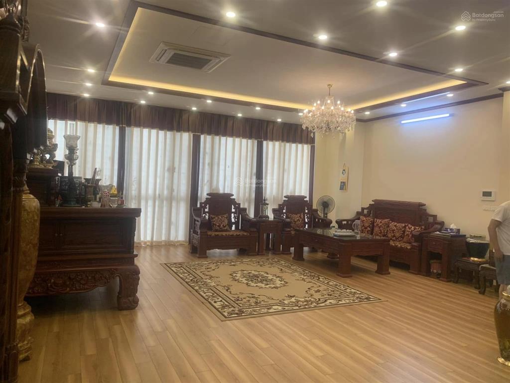 Chủ thiện chí, giảm chào 5 tỷ cho tòa nhà 8 tầng mặt phố giáp nhất. giá đầu tư