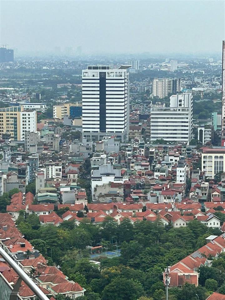 Chủ nhà giảm chào 5 tỷ cho căn penthouse triplex 3 tầng 686m2. tặng nội thất 12 tỷ. giá đầu tư
