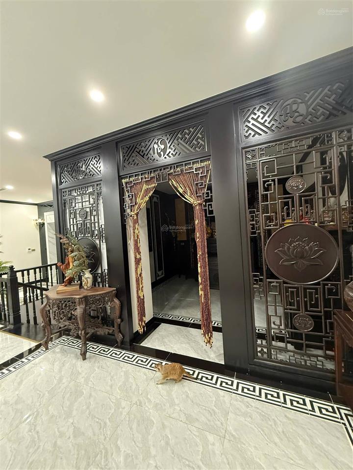 Chủ nhà giảm chào 5 tỷ cho căn penthouse triplex 3 tầng 686m2. tặng nội thất 12 tỷ. giá đầu tư