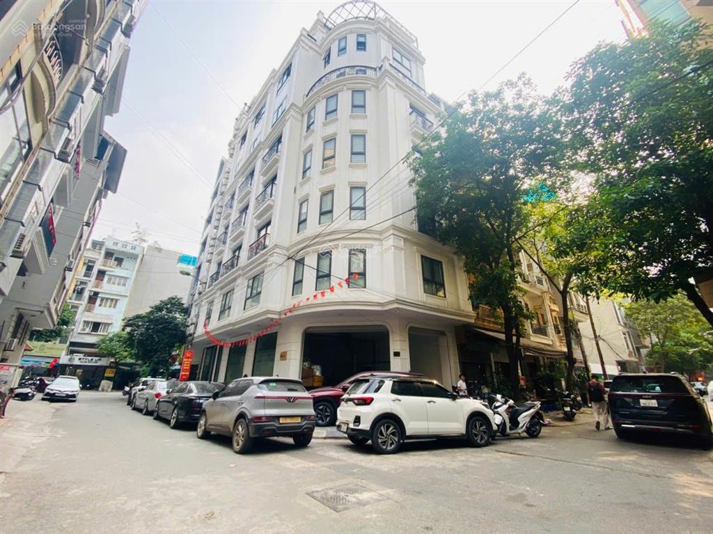 Chủ giảm chào 8 tỷ cho tòa văn phòng 9 tầng phố dương khuê. giá đầu tư