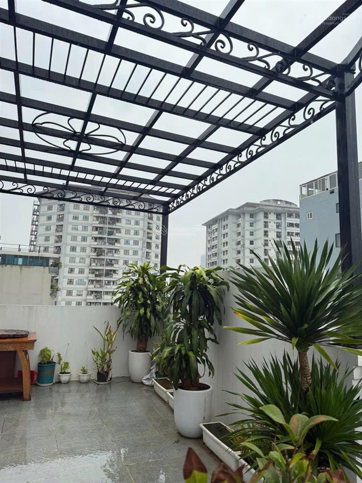 Chủ giảm chào 8 tỷ cho tòa văn phòng 9 tầng phố dương khuê. giá đầu tư