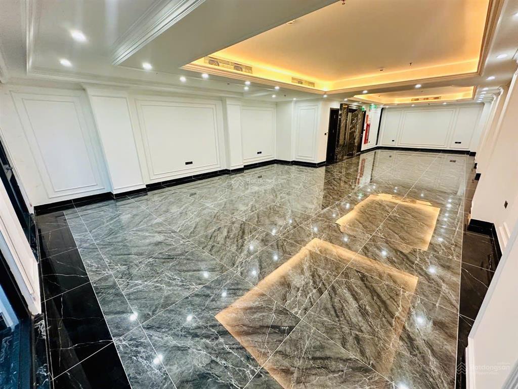 Chủ giảm chào 6 tỷ cho tòa vp 8 tầng tại lê đức thọ. xây mới. giá đầu tư