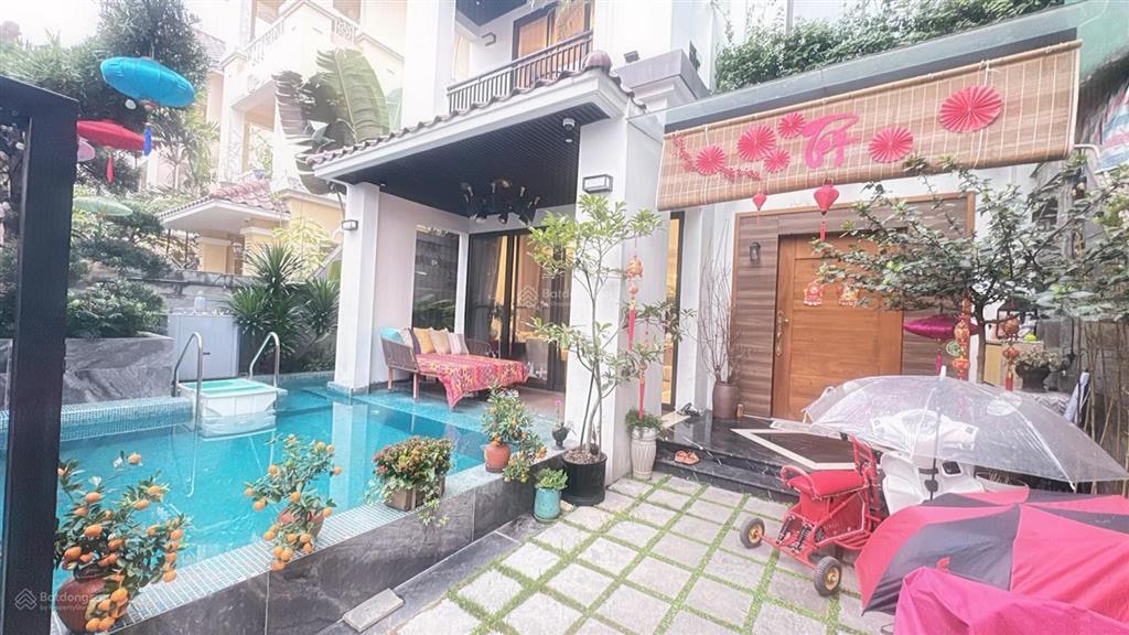 Chủ giảm chào 14 tỷ cho căn biệt thự ciputra mặt đường đôi 30m. giá đầu tư