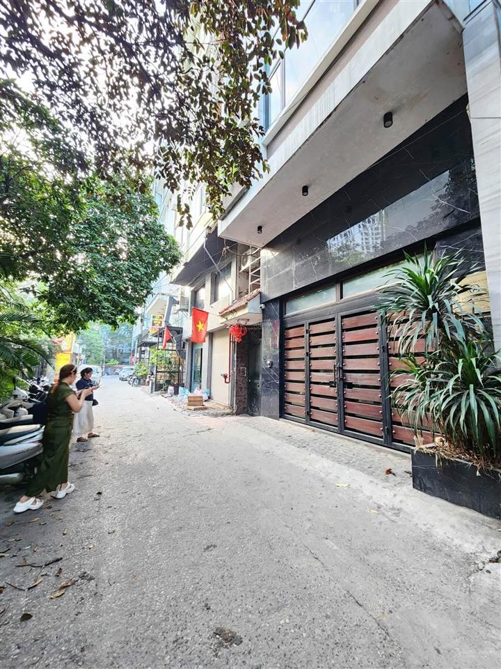 Chủ cần tiền giảm chào 6 tỷ tòa nhà 7 tầng gần khu đô thị sudico đường đình thôn. giá đầu tư