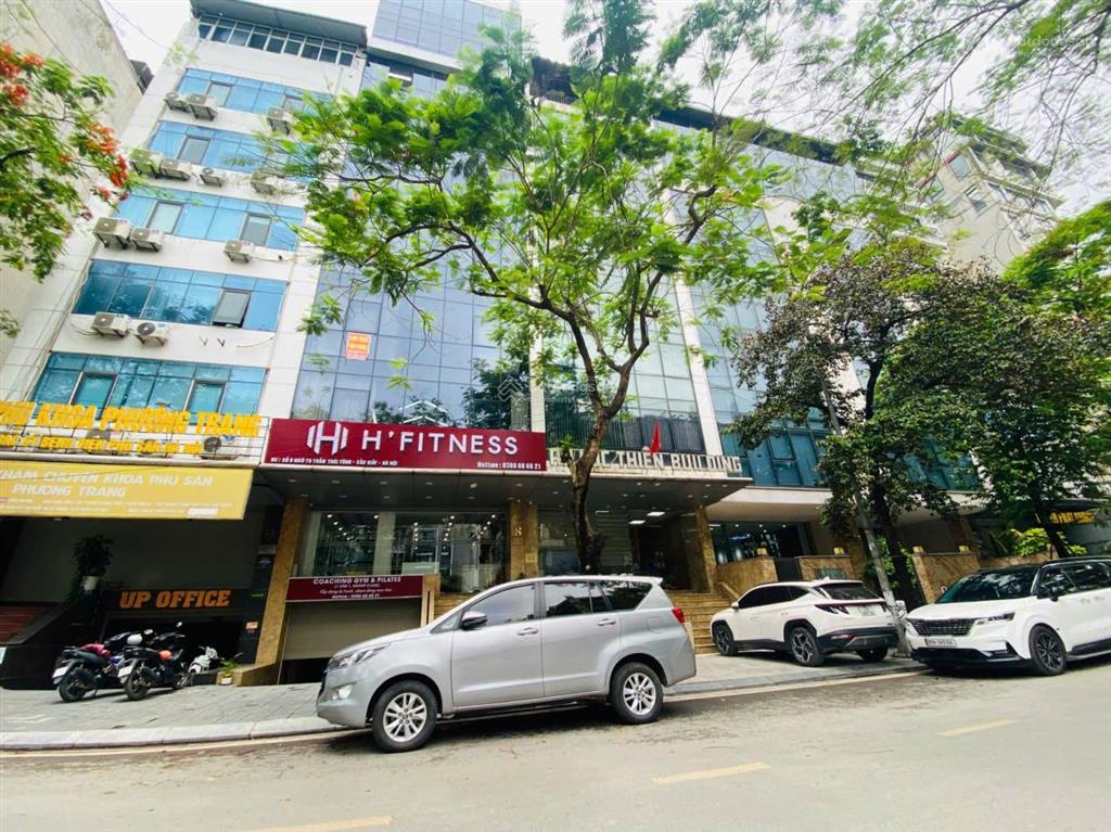 Bán tòa nhà 9 tầng tại 75 trần thái tông, vỉa hè 5m. vị trí siêu đẹp. giá đầu tư