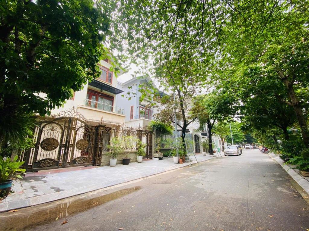 Siêu hiếm. chủ thiện chí, giảm chào 5 tỷ căn biệt thự hướng đông nam kđt bắc hà (c37). giá đầu tư