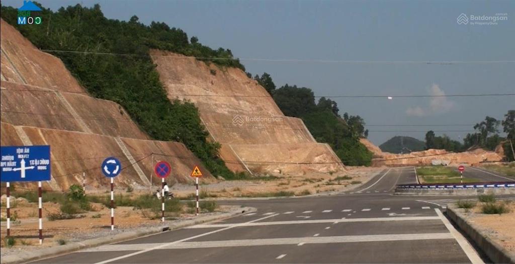 Bán lô đất trung tâm thị trấn yên bình đầu đường hồ thác bà  đẹp yên bái