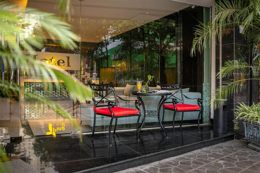 Chủ thiện chí giảm chào 40 tỷ cho tòa khách sạn 12 tầng phố trần thái tông. hiệu suất cao