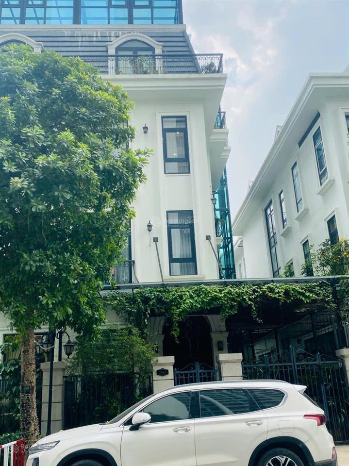 Chủ cần tiền thiện chí bán căn bt đẹp nhất vinhomes green bay. giá thấp hơn thị trường 20 tỷ