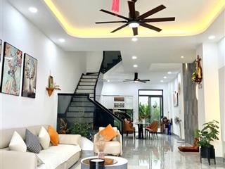 Bán nhà riêng giá siêu hời tại mỹ hạnh nam, đức hòa, long an, 4,05 tỷ, 80m2