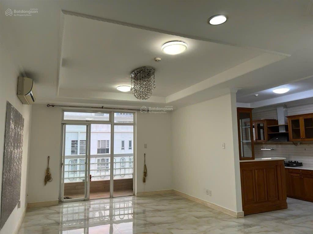 Hot bán nhanh căn hộ penhouse hoàng tháp, trung sơn, dt 300m2, tk 4ph, có hồ bơi riêng giá chỉ 8tỷ