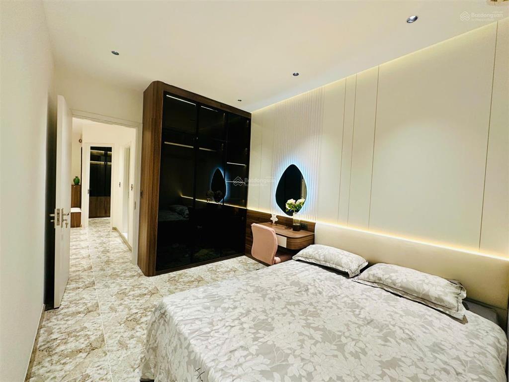 Bán nhanh căn hộ sân vườn sky garden 1, phú mỹ hưng, q7, 3pn nhà mới đẹp, đang có hợp đồng thuê tốt