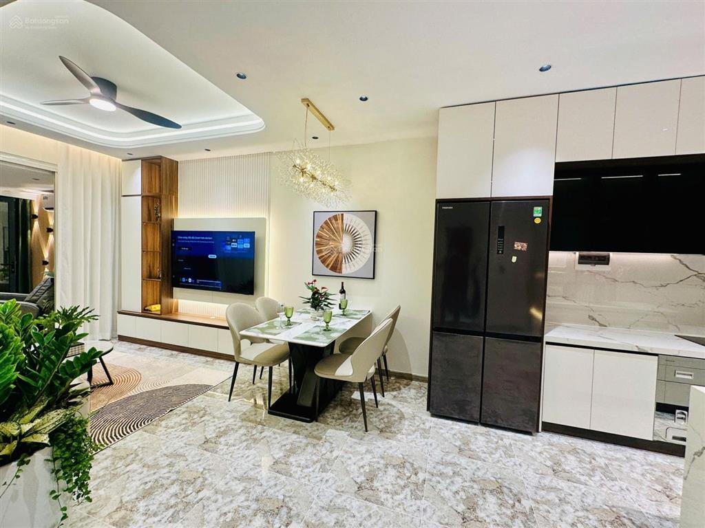 Bán nhanh căn hộ sân vườn sky garden 1, phú mỹ hưng, q7, 3pn nhà mới đẹp, đang có hợp đồng thuê tốt