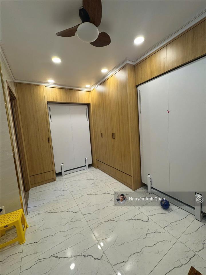 Bán nhà mới xây hẻm 3 tháng 2 quận 10, dt 5x13m 4t thang máy để lại full nội thất xịn giá 14,5 tỷ