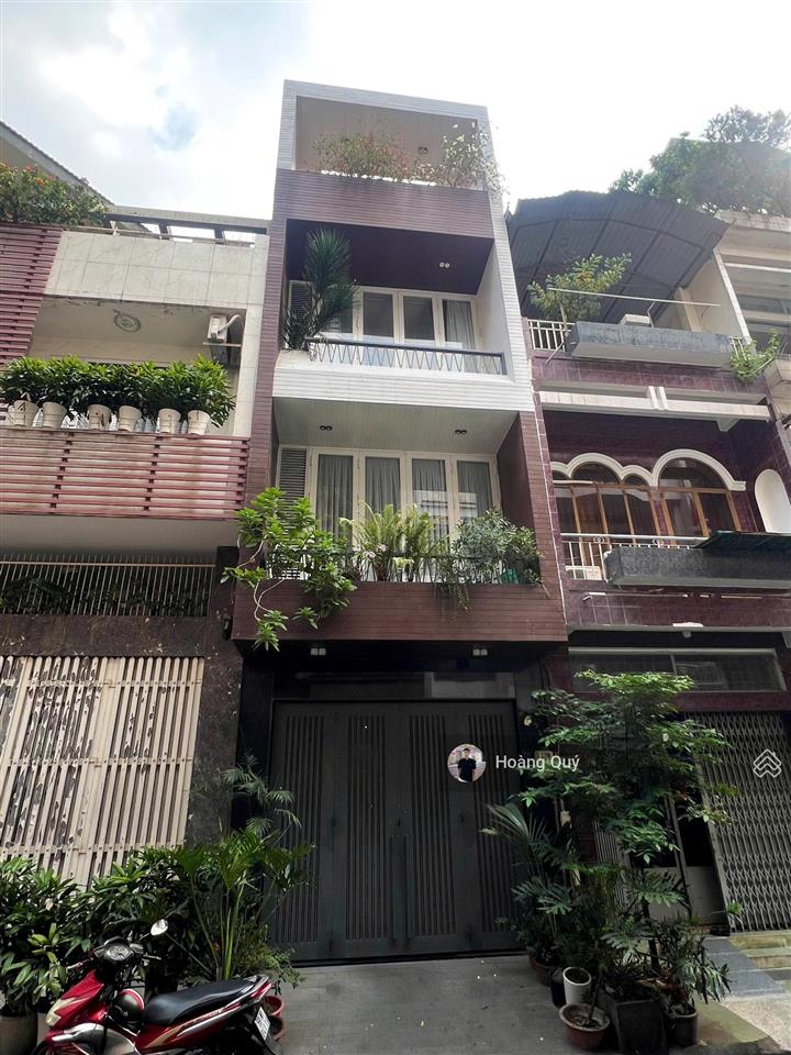 Ngộp! bán nhanh hxh 8m  (4.1 x 18m) lý thường kiệt quận 10  6 tầng  giá 18.3 tỷ