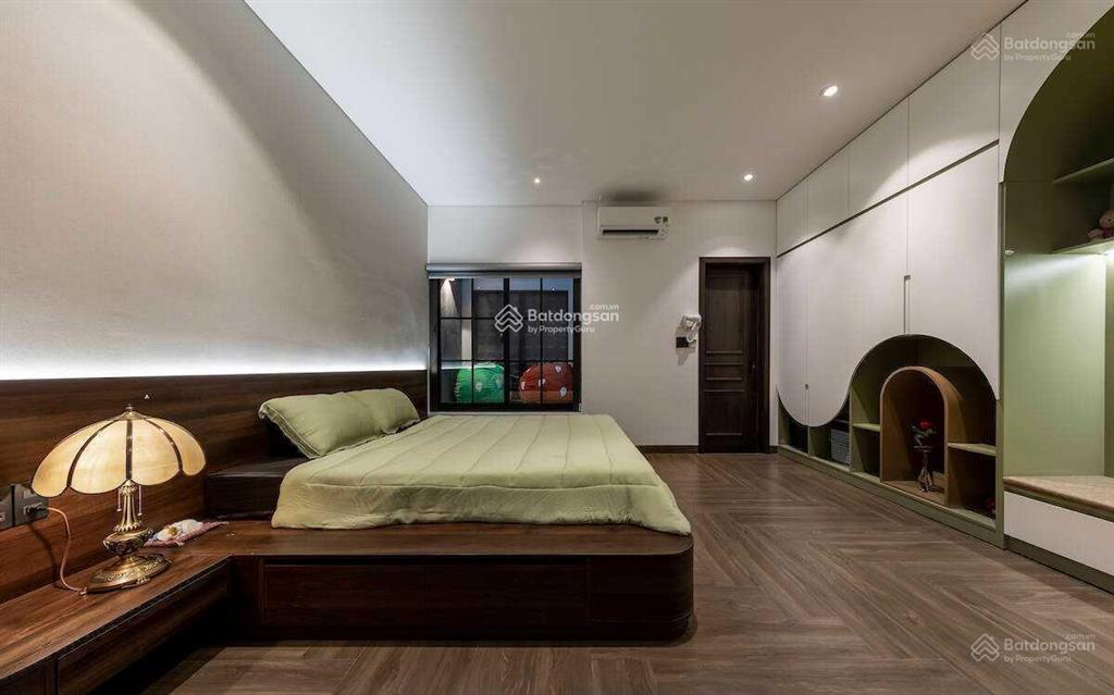 Bán nhà khu cao cấp dt (7.8x19.7m) ngay vạn hạnh mall, quận 10, giá 35 tỷ