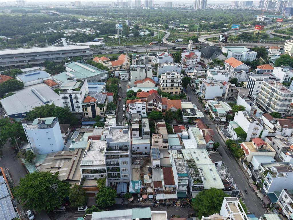 Cách metro 50mchính chủ bán nhà góc 2mt ngay thảo điềngpxd 7 tầngdt 9x13=124m2  giá chỉ 24.5 tỷ