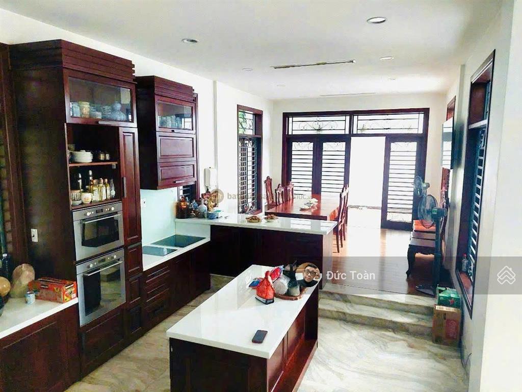 Chính chủ cần bán biệt thự ngay vũ tông phan  dt 16x20=320m2 vuông vức hầm 4 tầng giá chỉ 85 tỷ