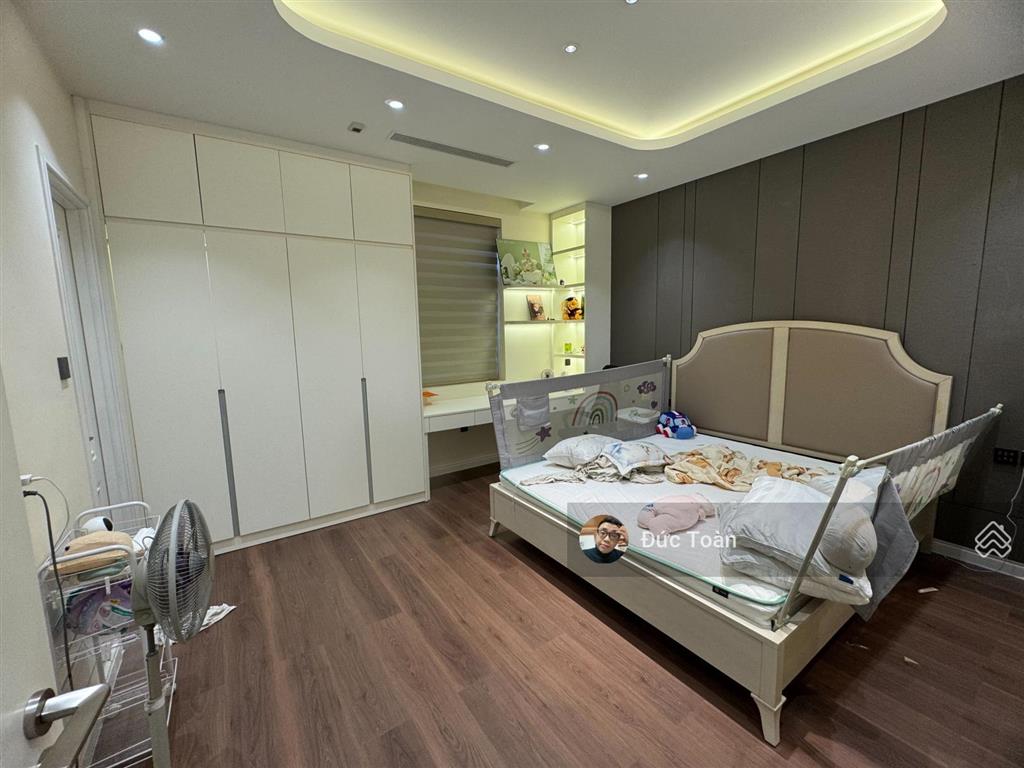 Chính chủ cần bán biệt thự ngay đường nguyễn văn hưởng dt 8.5x18 3 tầng  full nội thất  43.5 tỷ