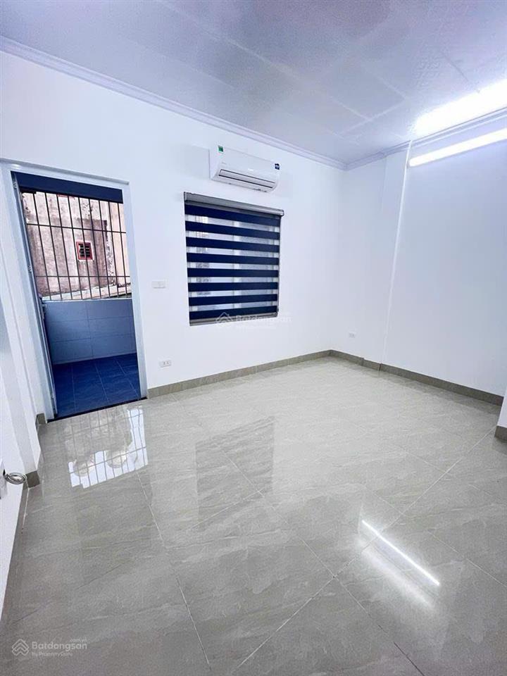 Mặt ngõ thịnh hào, 25m ra mặt phố, 2 thoáng, kinh doanh, ô tô gần, mới đẹp, tặng nt, sổ cc, 29m2*5t