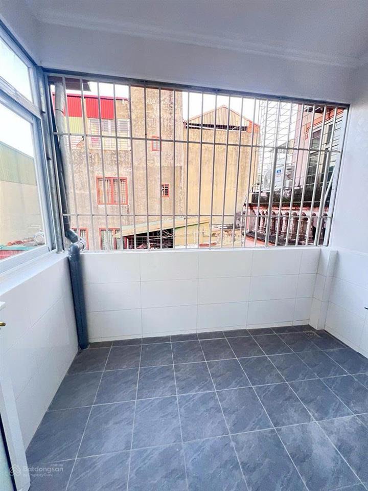 Mặt ngõ thịnh hào, 25m ra mặt phố, 2 thoáng, kinh doanh, ô tô gần, mới đẹp, tặng nt, sổ cc, 29m2*5t