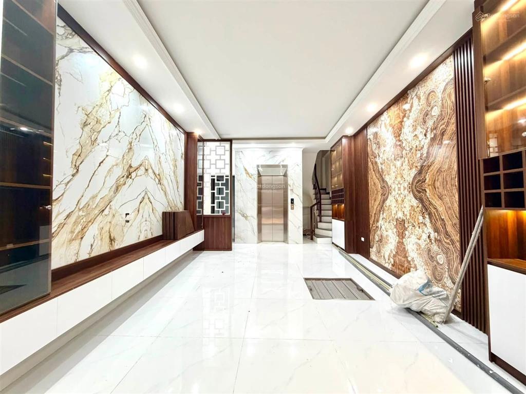 Bán nhà phố khâm thiên, lô góc, ngõ thông, ô tô đỗ gần, thang máy, sẵn nội thất ở luôn, 43m2*6t