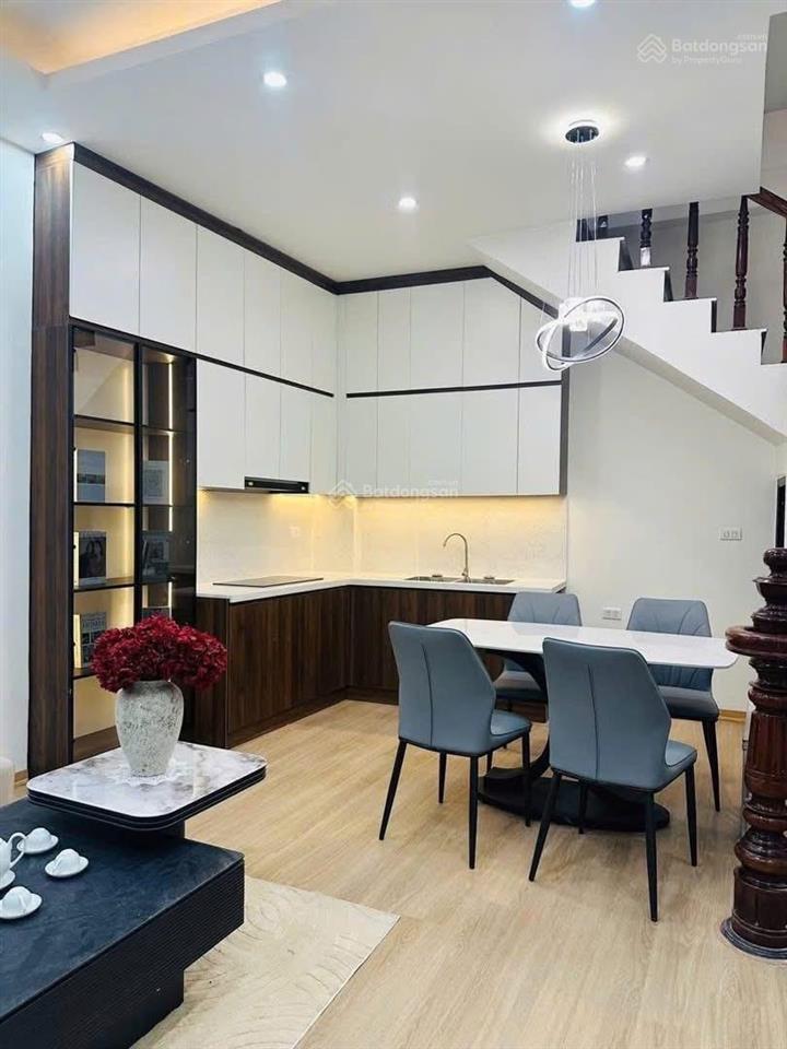 Bán nhà riêng tại yên hòa, 6,8 tỷ, 35m2 view đẹp