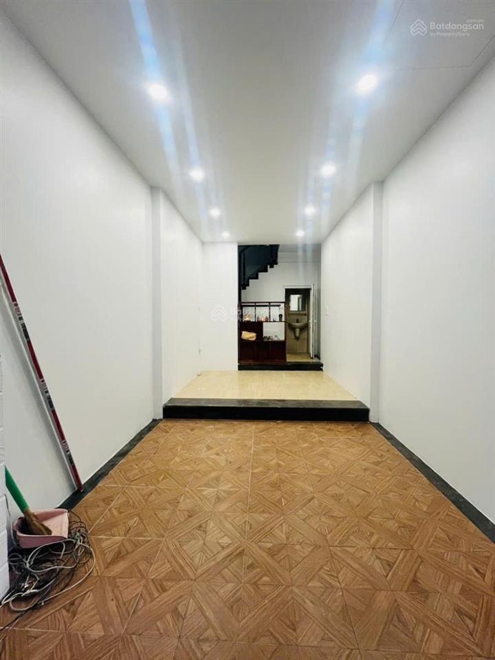 Bán nr tại núi trúc, kim mã, q.ba đình, 8,6 tỷ, 40m2 đẹp, nhiều tiện ích