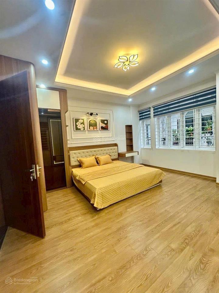 Siêu rẻ! bán nhà trung phụng, ngõ thông, gần phố, ở ngay, sẵn nội thất, 40m2x5t