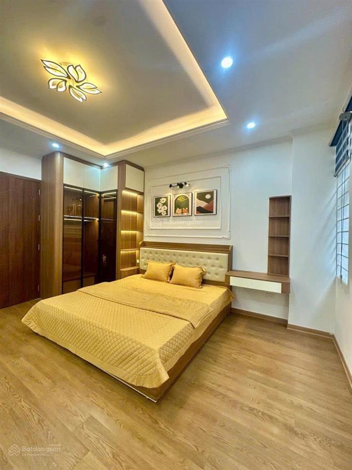 Siêu rẻ! bán nhà trung phụng, ngõ thông, gần phố, ở ngay, sẵn nội thất, 40m2x5t