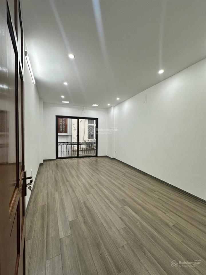 Giảm sâu! tôn đức thắng, ngõ to thông thoáng, 35m ra ô tô, nhà mới đẹp, 45m2x4t chỉ nhỉnh 8 tỷ