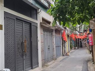 Bán nhà thái thịnh ngõ thông, 30m ra ô tô dừng đỗ, nhà mới, sân riêng, sổ nở hậu, không qh, 38m2x5t
