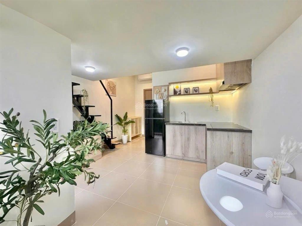 Cho thuê chdv mới xây, full nội thất, đường võ văn hát, q9, giá chỉ 5,3tr, cọc 1 tháng.