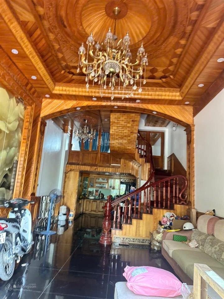 Bán nhà riêng 66m2, 6 tầng, giá 7,8 tỷ tại hoàng quốc việt, tuần châu, quảng ninh