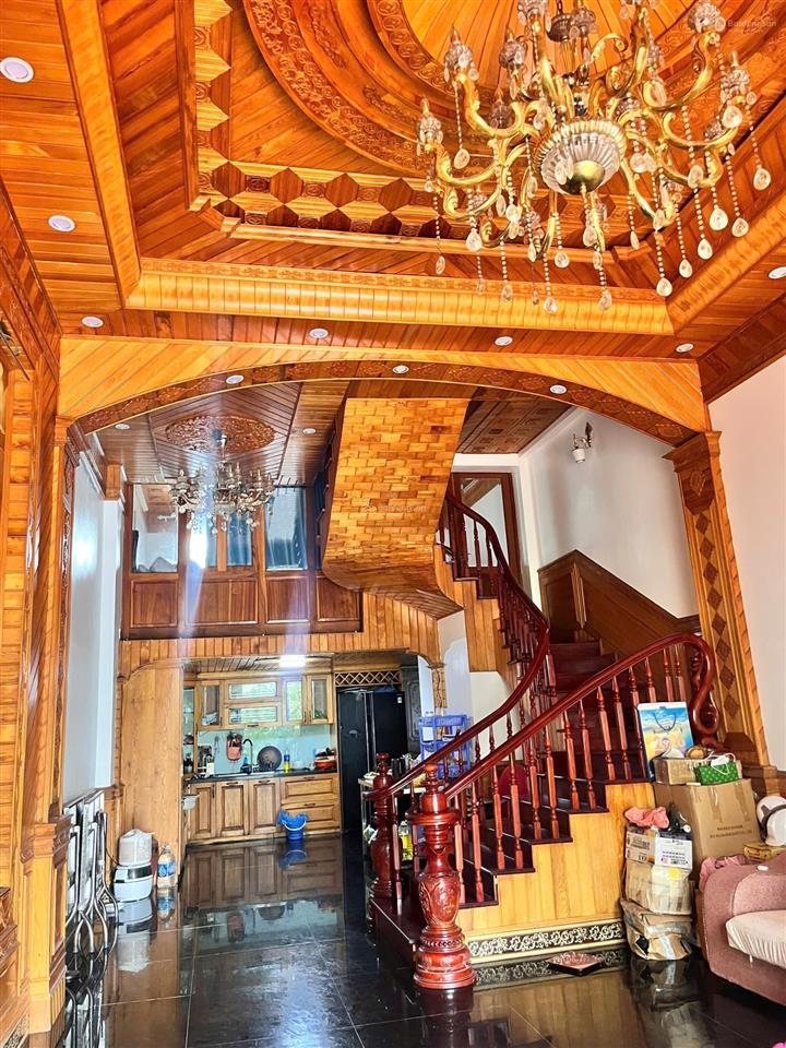 Bán nhà riêng 66m2, 6 tầng, giá 7,8 tỷ tại hoàng quốc việt, tuần châu, quảng ninh