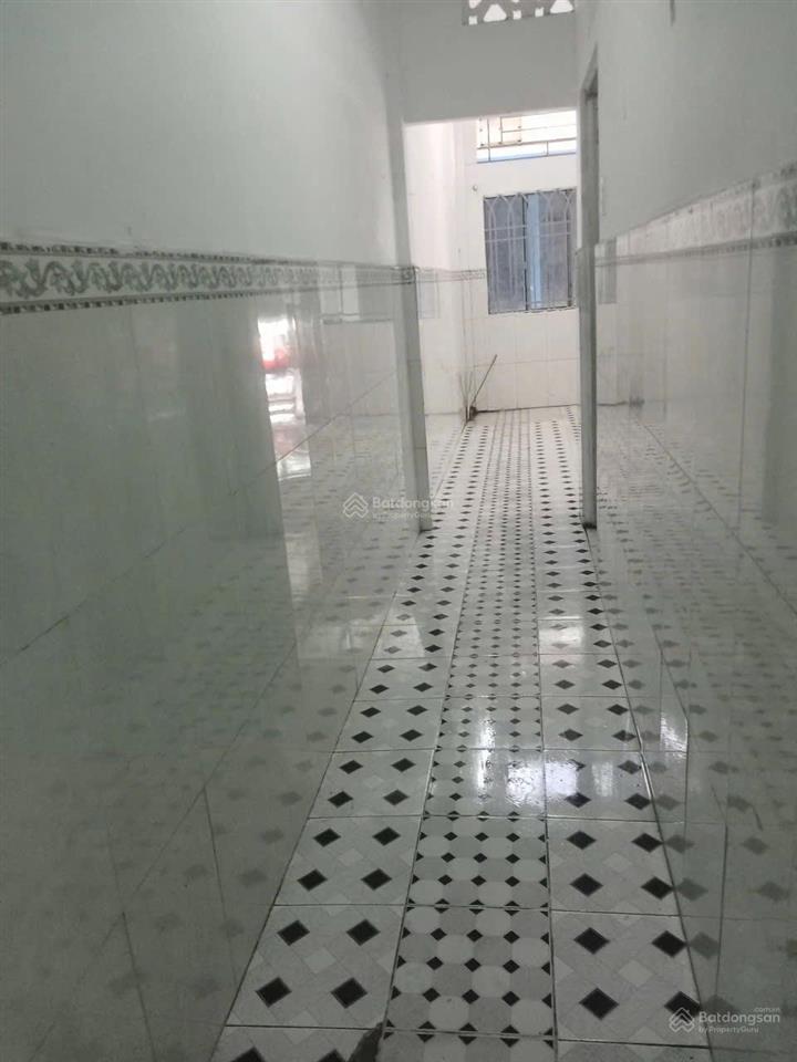 Nhà nguyên căn 2 pn 2 wc ngay công viên làng hoa gò vấp