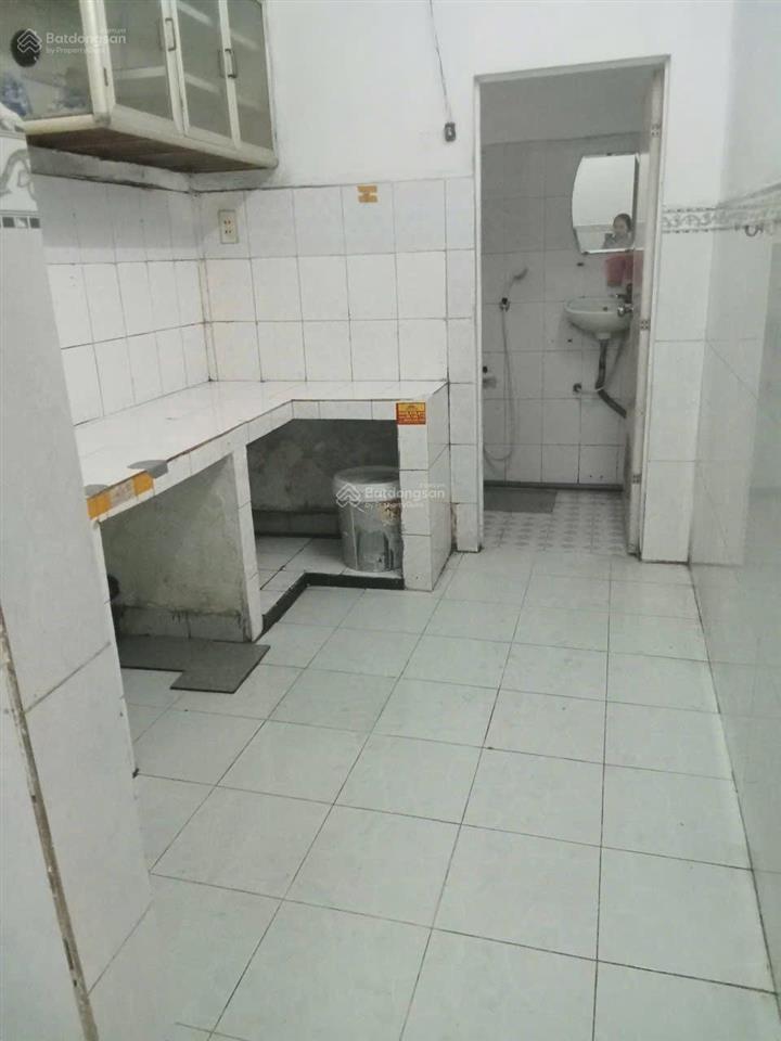 Nhà nguyên căn 2 pn 2 wc ngay công viên làng hoa gò vấp