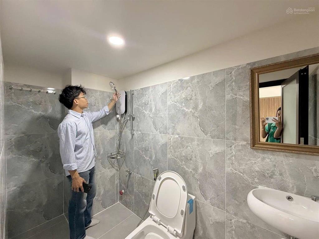 Duplex 4 người 4 xe ngay đại học nguyễn tất thành q.12
