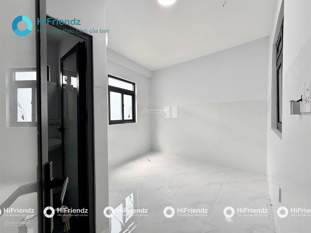 Duplex mới xây ngay đh nguyễn tất thành