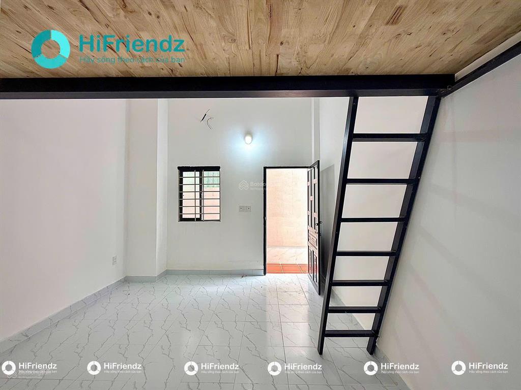 Duplex mới xây đi bộ qua đh ntt q12