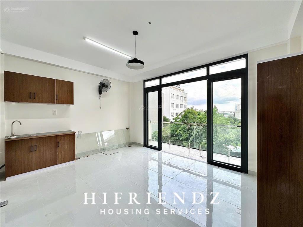 Stu bancol ngay đại học nguyễn tất thành q12