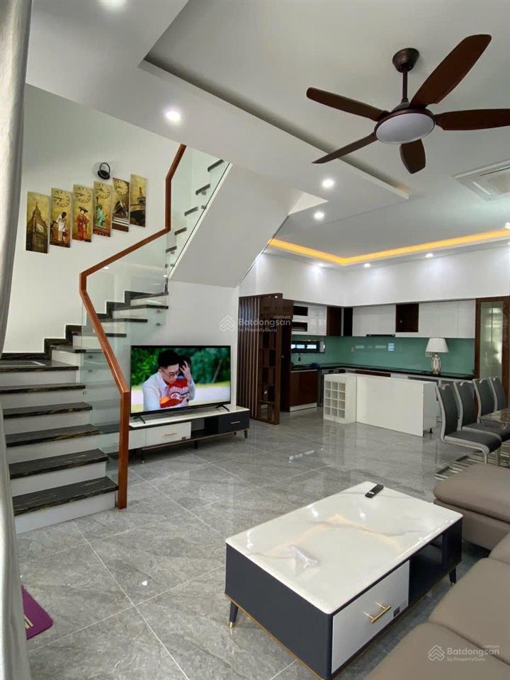 Bán nhanh góc 2 mặt tiền trung tâm thành phố đà nẵng cách biển nguyễn tất thành chỉ vài trăm mét