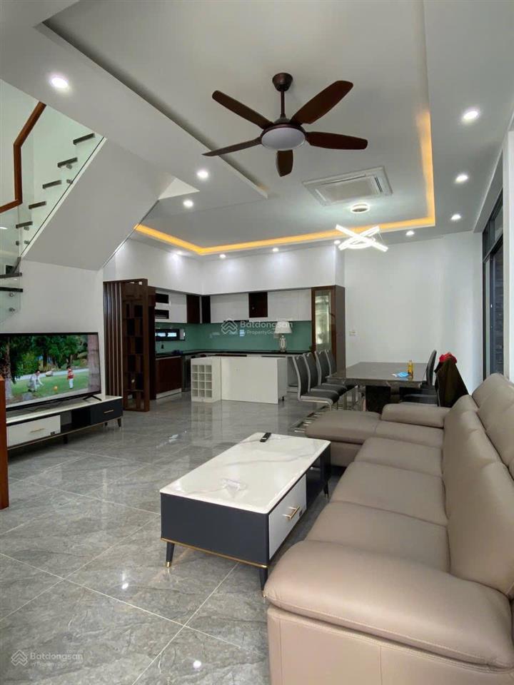 Bán nhanh góc 2 mặt tiền trung tâm thành phố đà nẵng cách biển nguyễn tất thành chỉ vài trăm mét