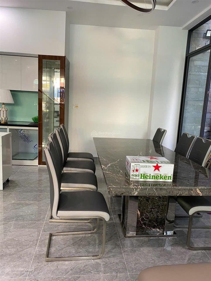 Bán nhanh góc 2 mặt tiền trung tâm thành phố đà nẵng cách biển nguyễn tất thành chỉ vài trăm mét